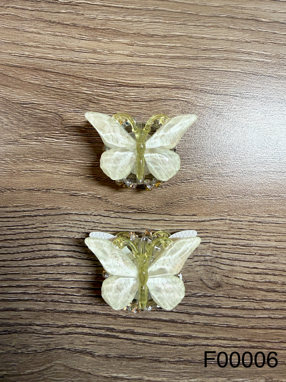 Elegant Pearlescent Cream Butterfly Focal Bead with Rhinestone Base