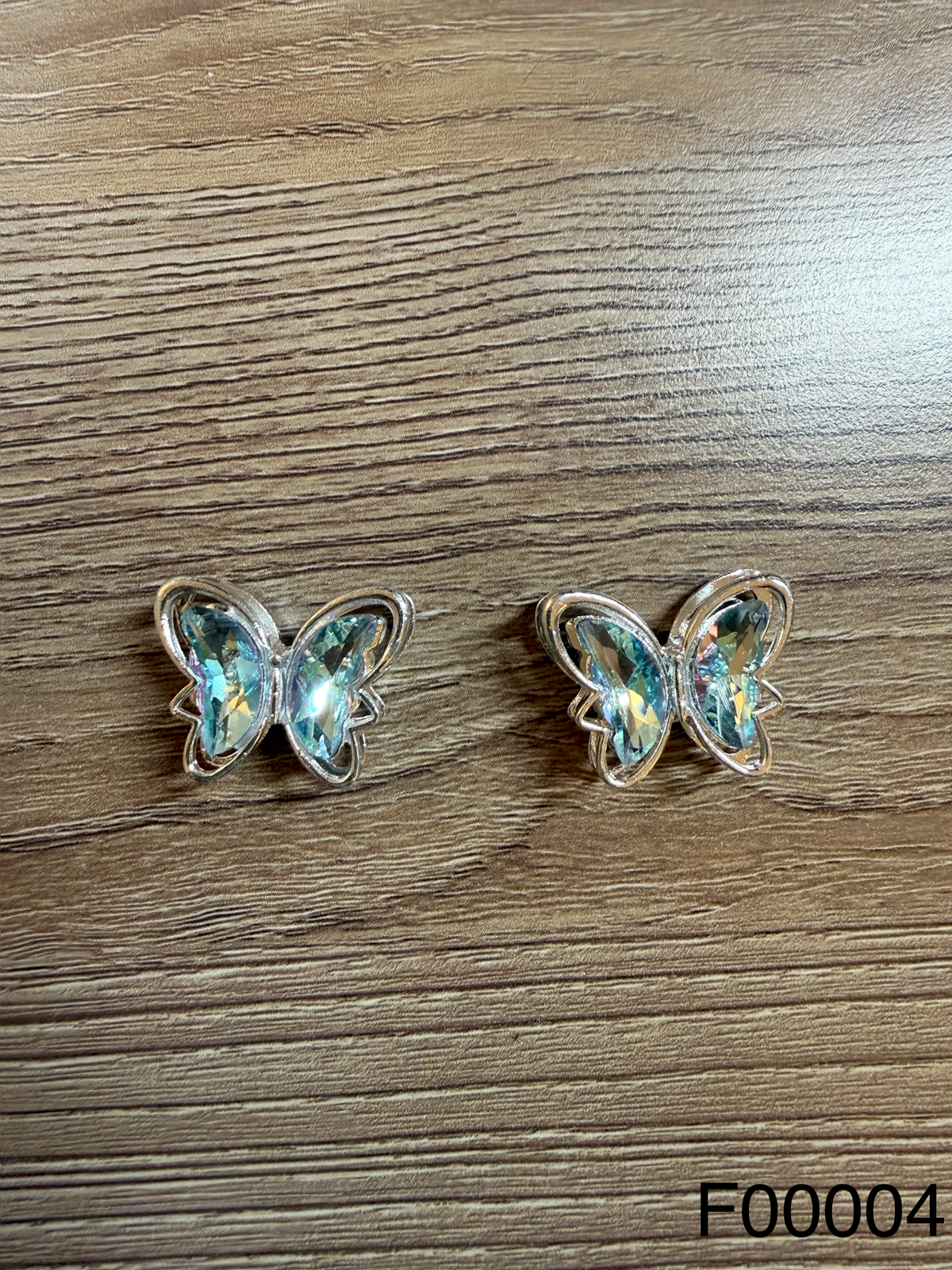 Crystal Turquoise Butterfly Focal Bead in Silver Setting